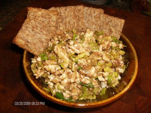 cheese with crackers