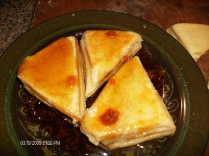 tiangles with honey and sugar